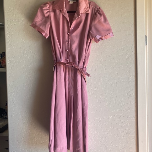 Vintage Dresses & Skirts - vintage pink belted dress